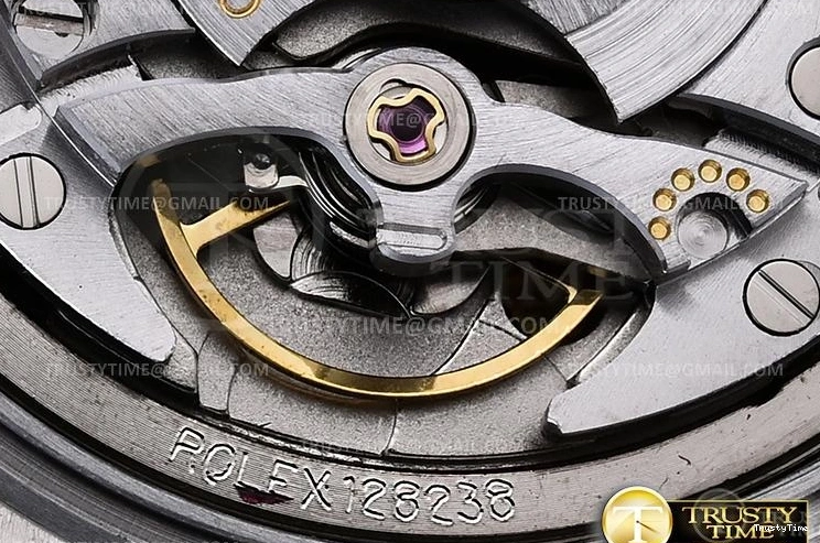 0112 ModernLook RDD0224B – DayDate 36mm 747